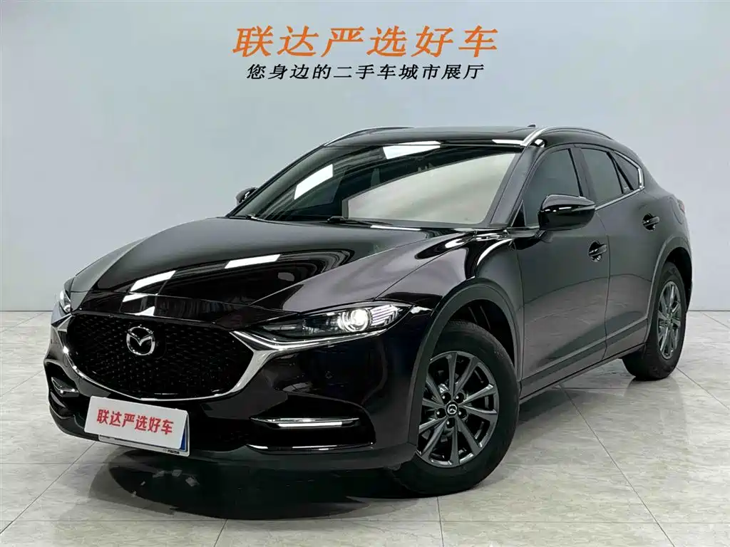 Mazda CX-4 2021 2.0L automatic two-wheel drive Blue Sky Premium Edition купить на сайте DeffCars