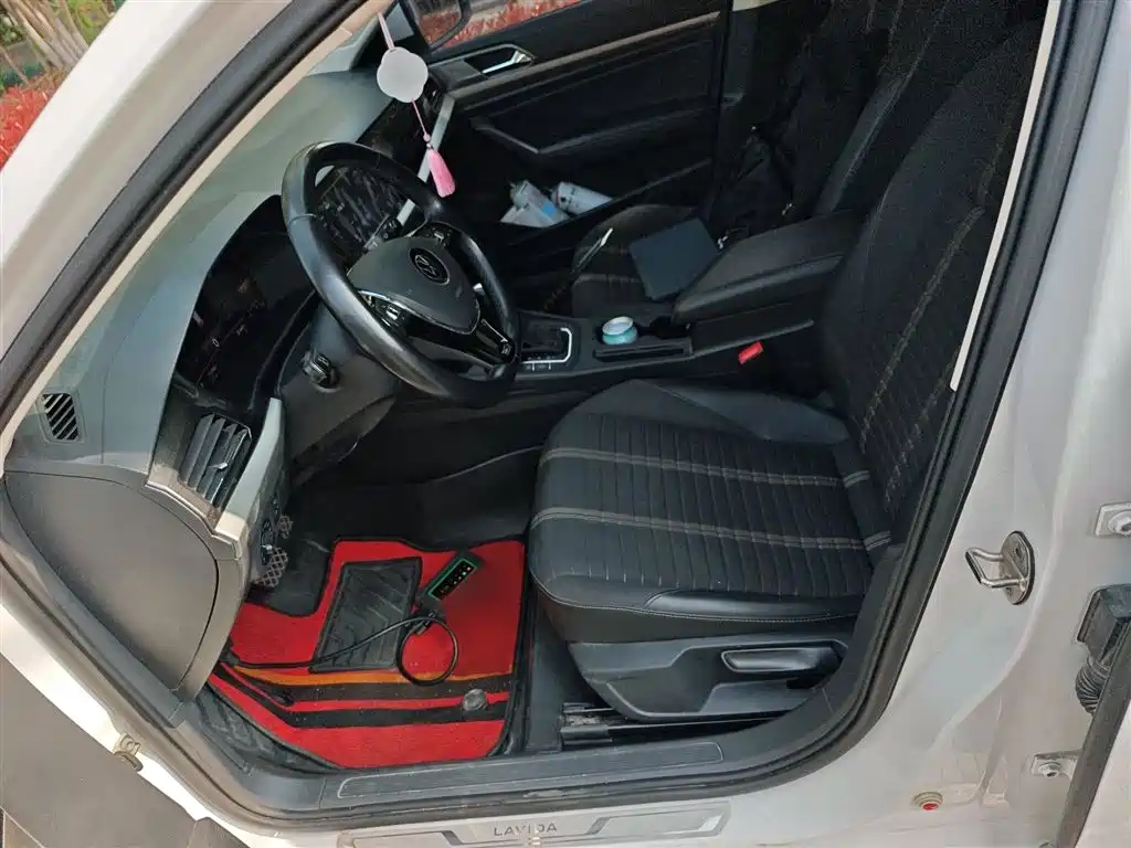 Lavida 2022 1.5L automatic vision version купить на сайте DeffCars