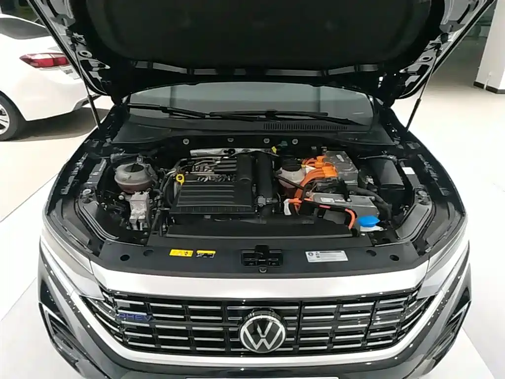Passat New Energy 2022 Facelift 430PHEV Hybrid Elite Edition купить на сайте DeffCars