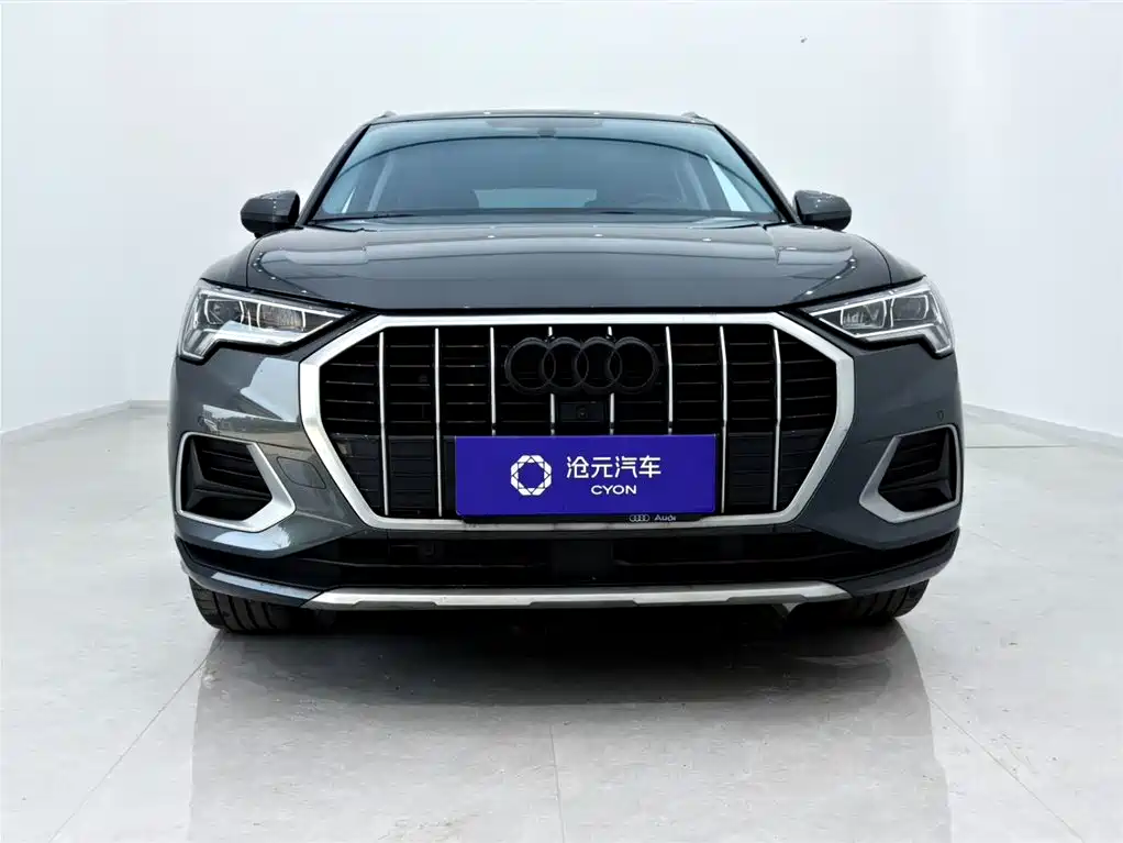 Audi Q3 2022 35 TFSI Fashionable and Elegant купить на сайте DeffCars