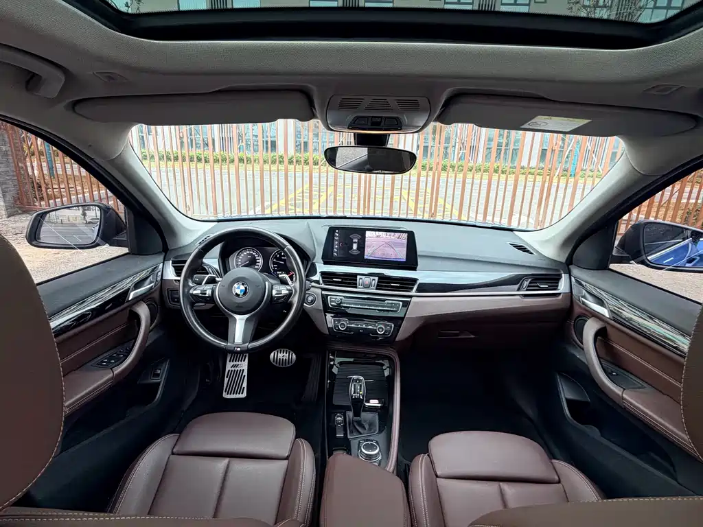 BMW X1 2020 sDrive20Li Exclusive Model купить на сайте DeffCars
