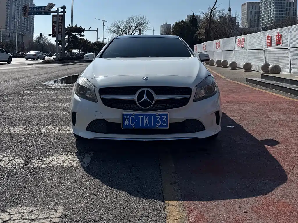 Mercedes-Benz A-Class Import 2017 A 180 купить на сайте DeffCars