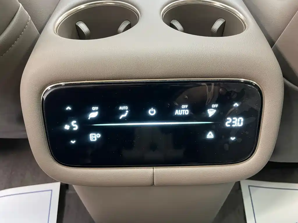 Zhiji LS9 2026 52 Ultra купить на сайте DeffCars