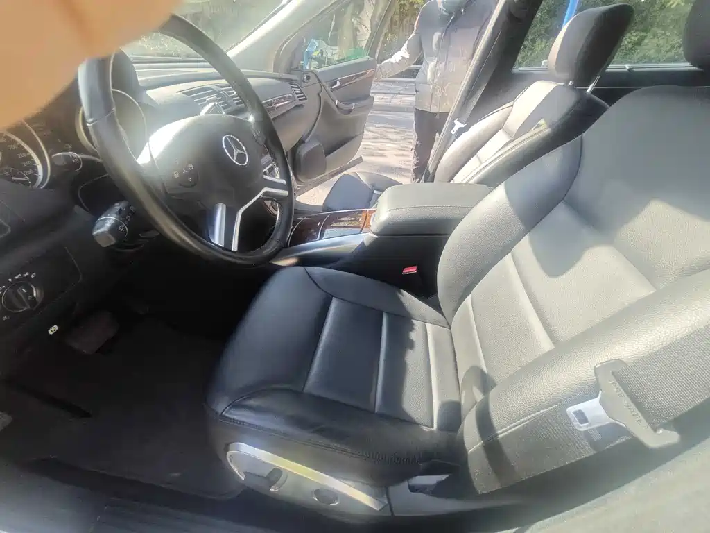 Mercedes-Benz R-Class 2011 R 300 L Business Type купить на сайте DeffCars