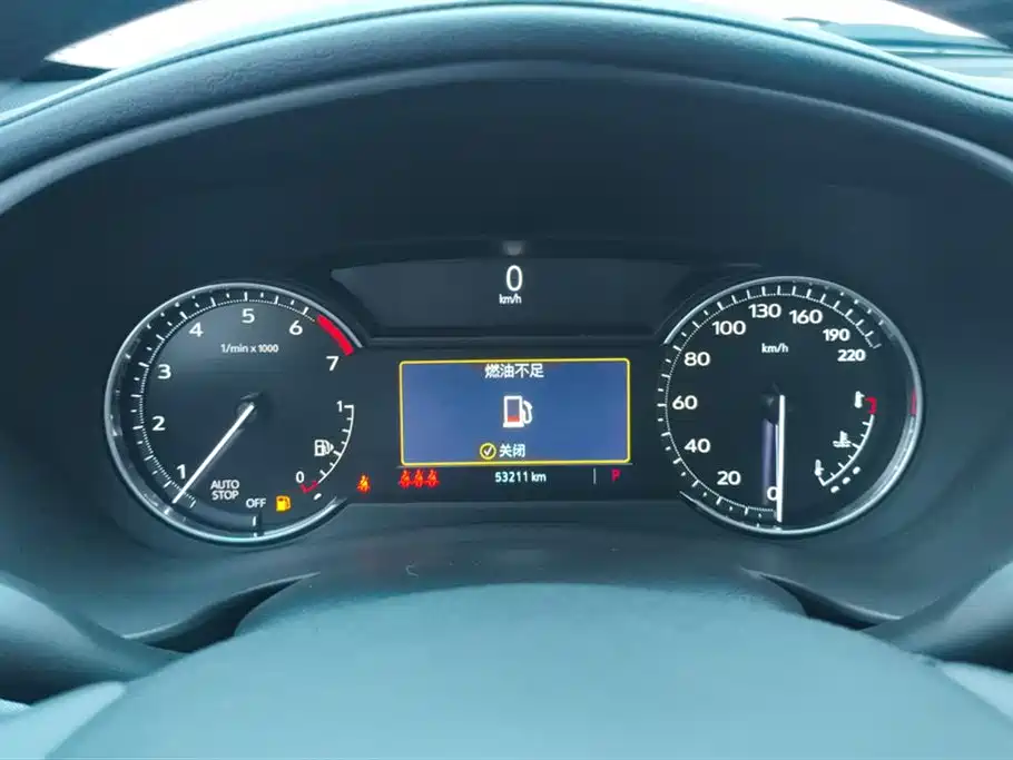 Cadillac XT4 2022 28T two-wheel drive premium model купить на сайте DeffCars