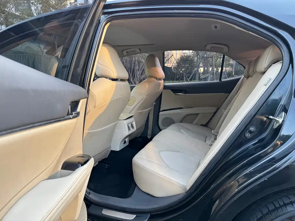 Camry 2019 facelift 2.0G Deluxe Edition купить на сайте DeffCars