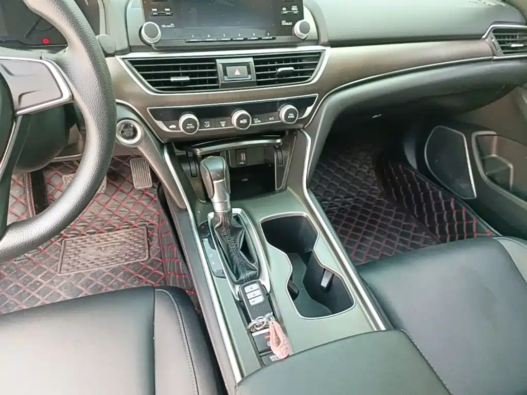 Accord 2018 230TURBO Comfort Edition National VI купить на сайте DeffCars