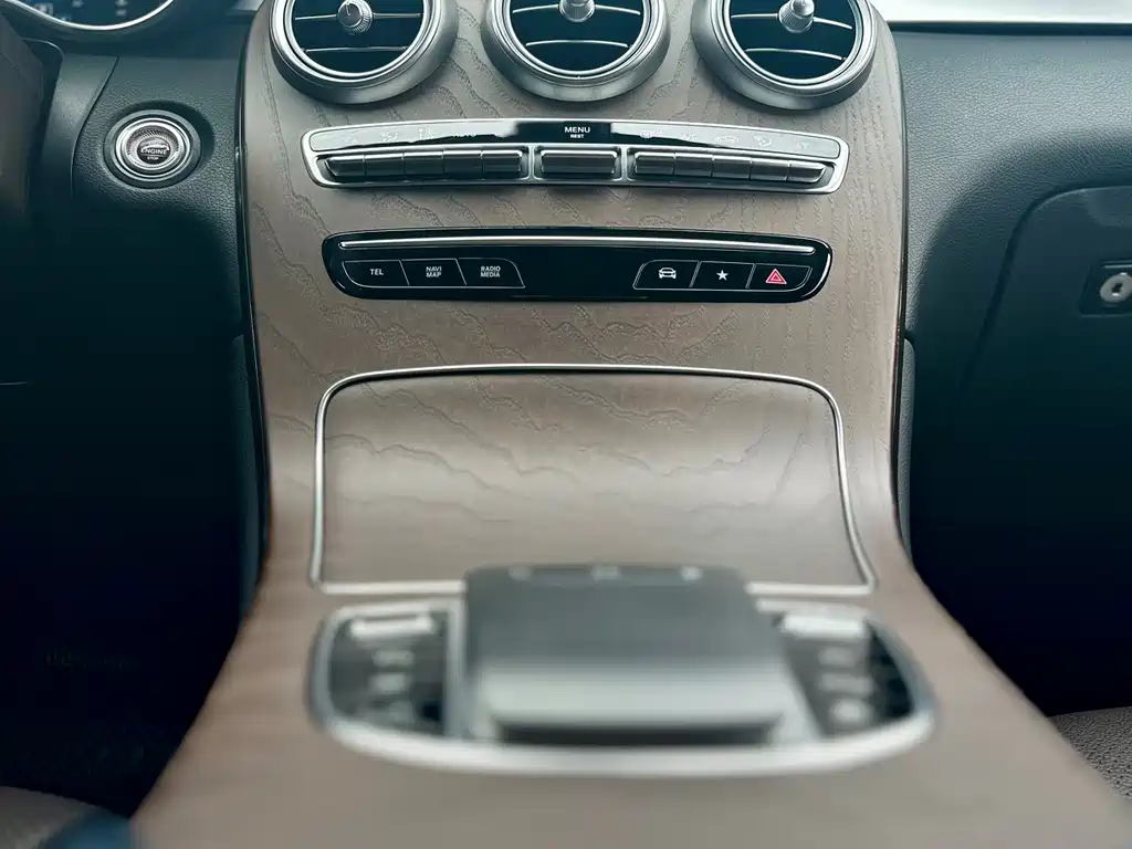 Mercedes-Benz GLC 2022 facelift GLC 300 L 4MATIC Dynamic Edition купить на сайте DeffCars