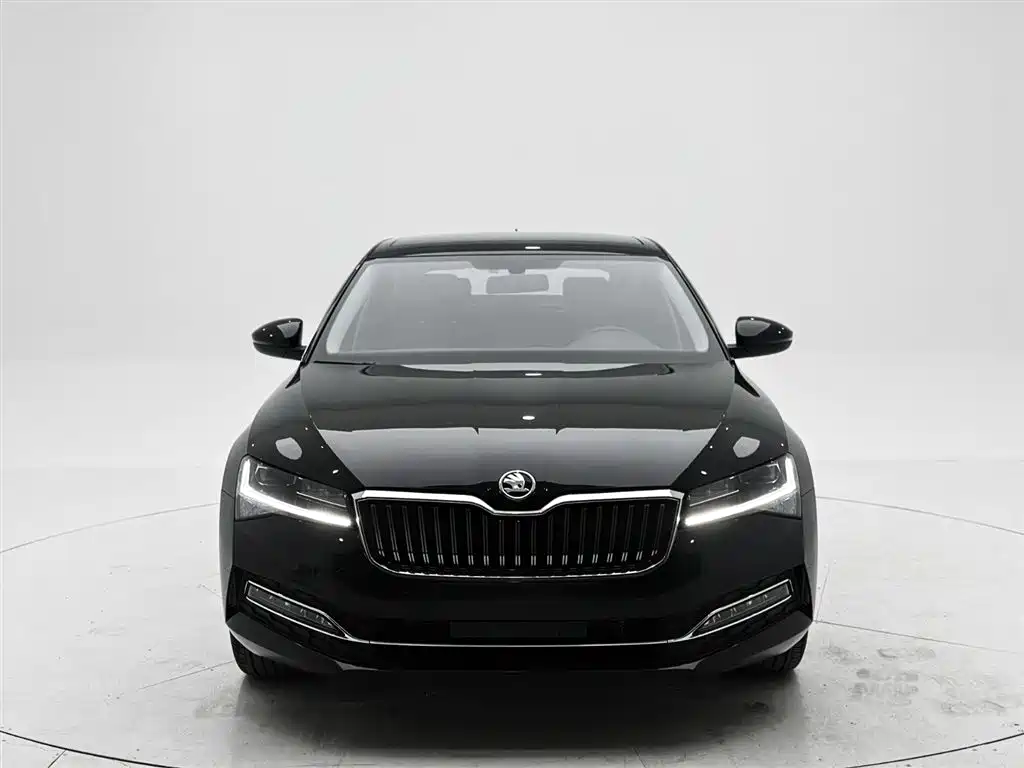Superb 2023 facelift TSI280 DSG exclusive version купить на сайте DeffCars