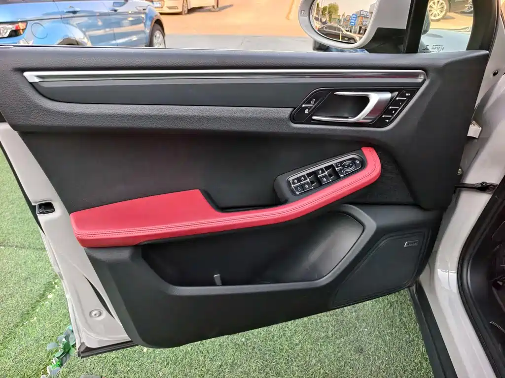 Macan 2021 Macan 2.0T купить на сайте DeffCars
