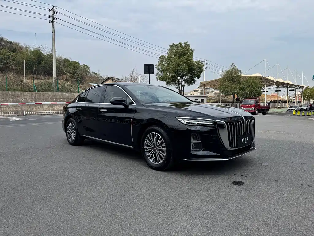 Hongqi H5 2024 1.5T DCT Zhilian Qiyun Edition купить на сайте DeffCars