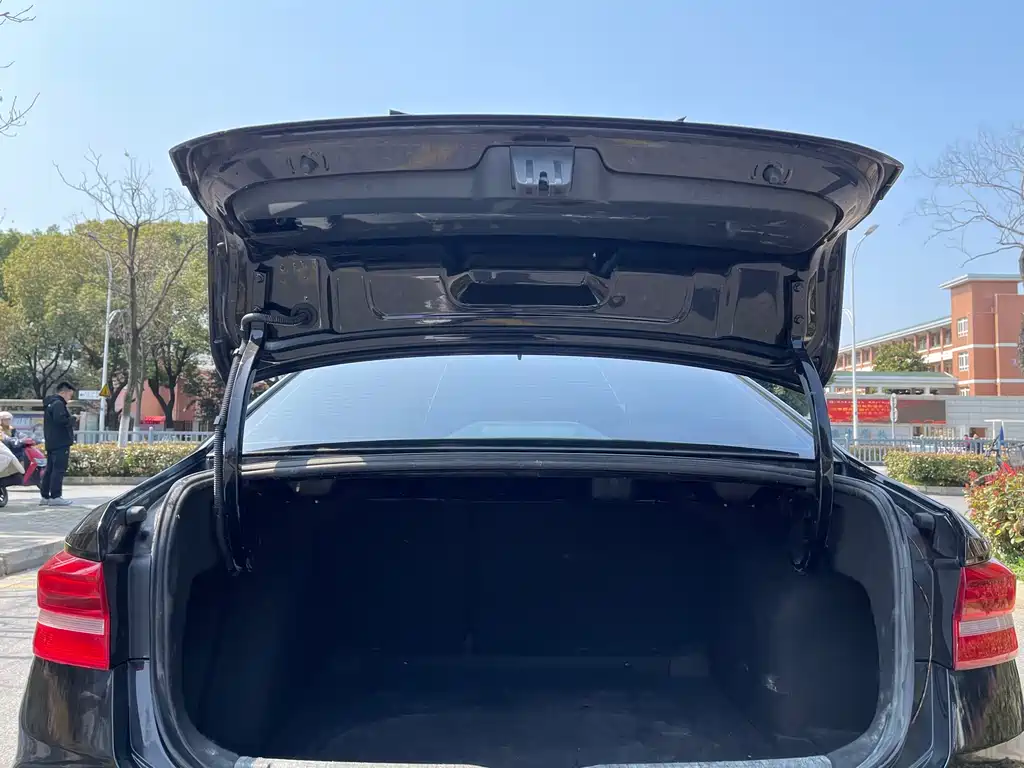 Lavida 2019 1.5L automatic comfort version National VI купить на сайте DeffCars