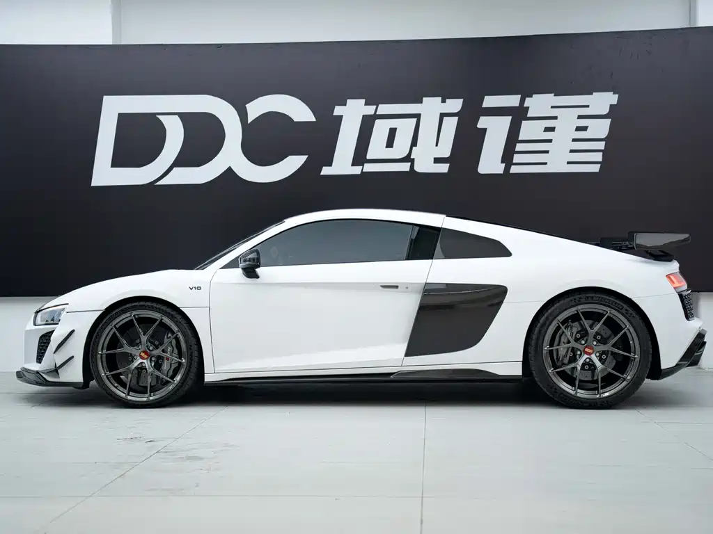 Audi R8 2016 V10 Coupe Performance купить на сайте DeffCars