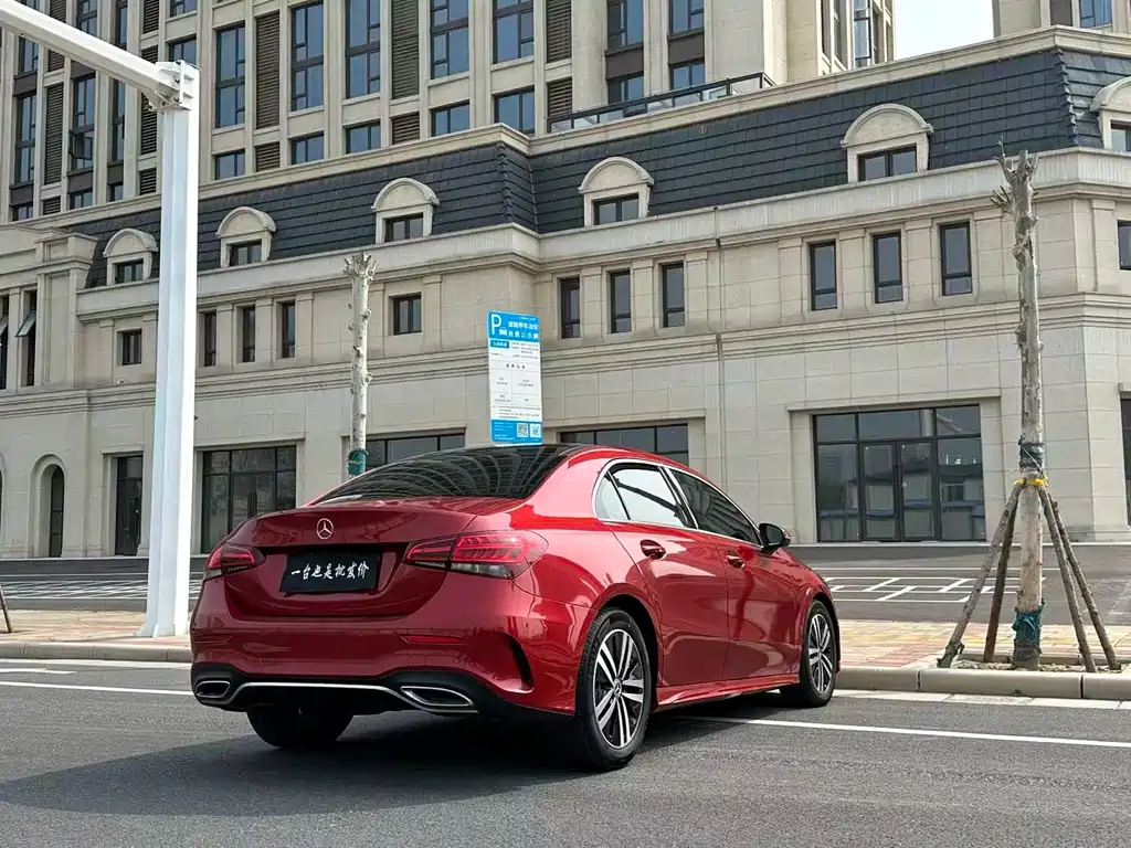 Mercedes-Benz A-Class 2019 A 180 L Sports Sedan купить на сайте DeffCars