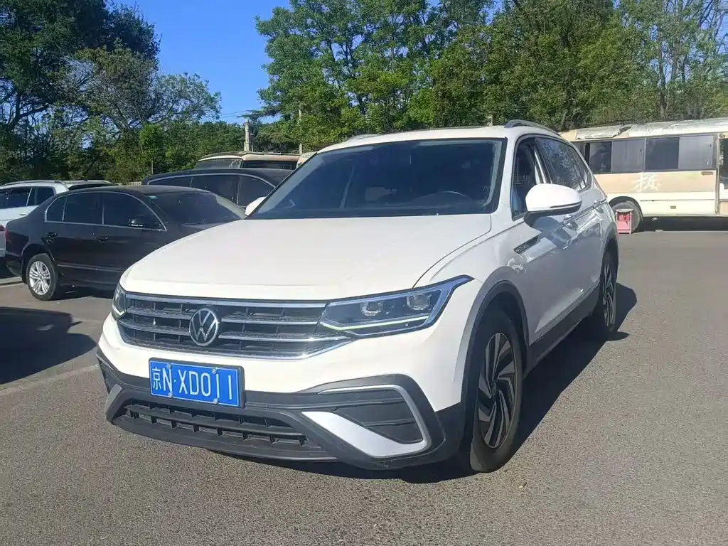 Tiguan L 2022 330TSI automatic two-wheel drive smart version купить на сайте DeffCars