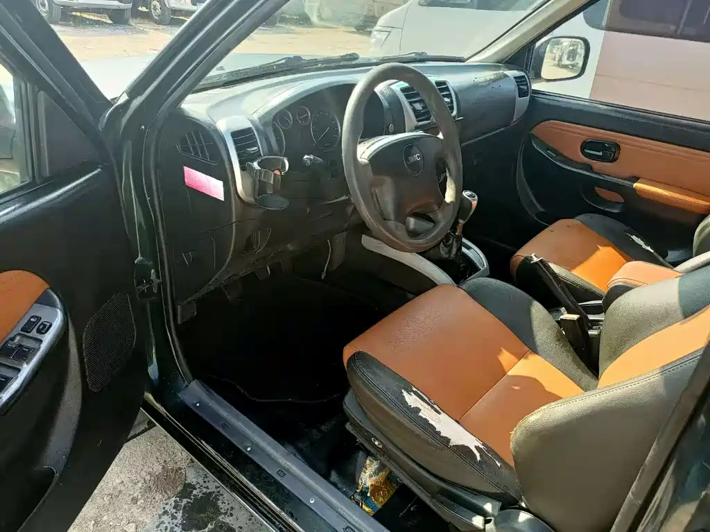 Baodian 2016 2.8T new value-for-money diesel two-wheel drive extended cargo basic model JX493ZLQ4F купить на сайте DeffCars