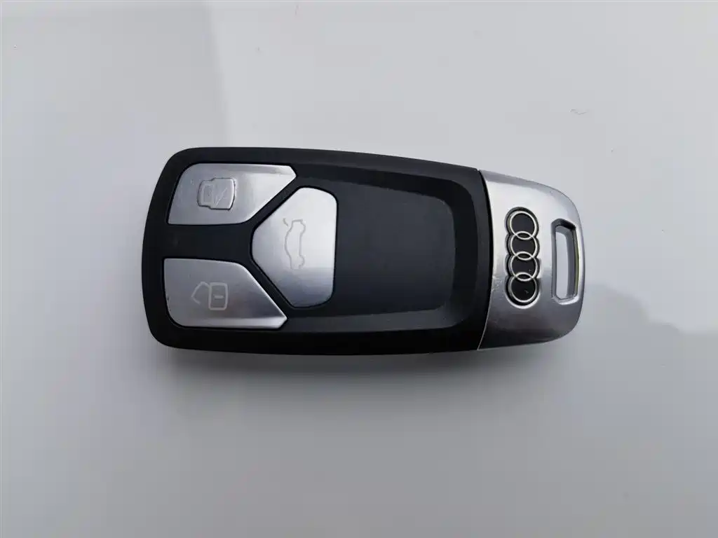 Audi A4L 2020 40 TFSI luxury and elegant model купить на сайте DeffCars