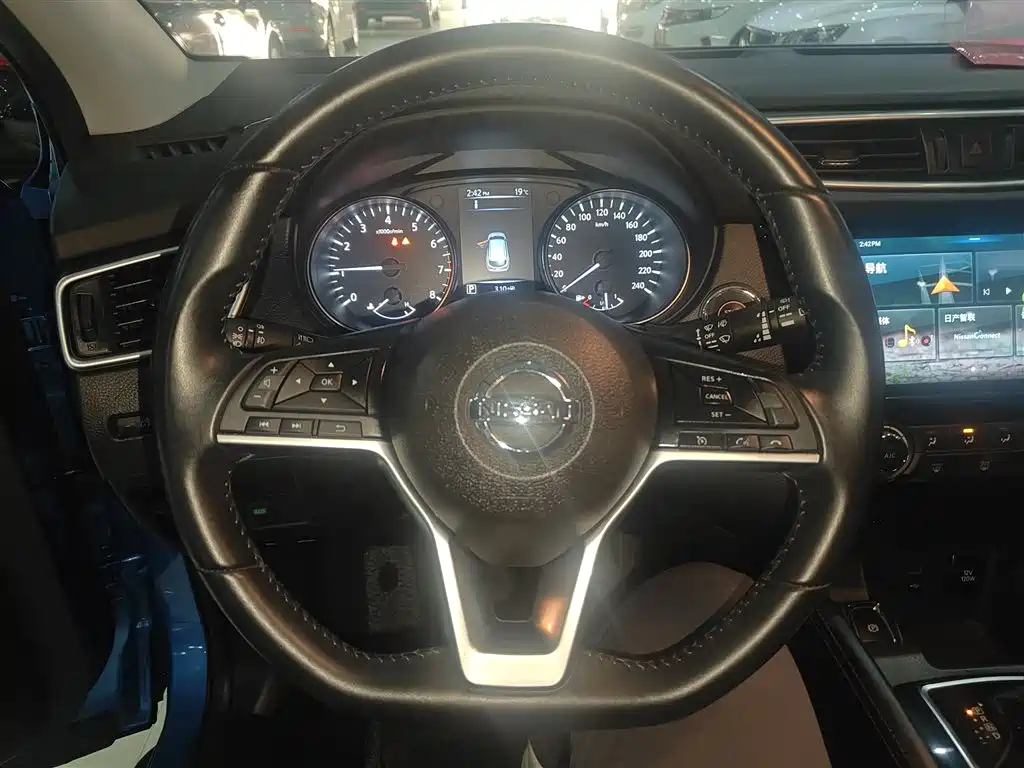 Qashqai 2019 2.0L CVT Deluxe Edition купить на сайте DeffCars