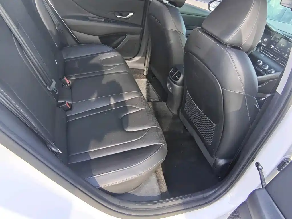 Elantra 2023 1.5L CVT GLS Leading Edition купить на сайте DeffCars