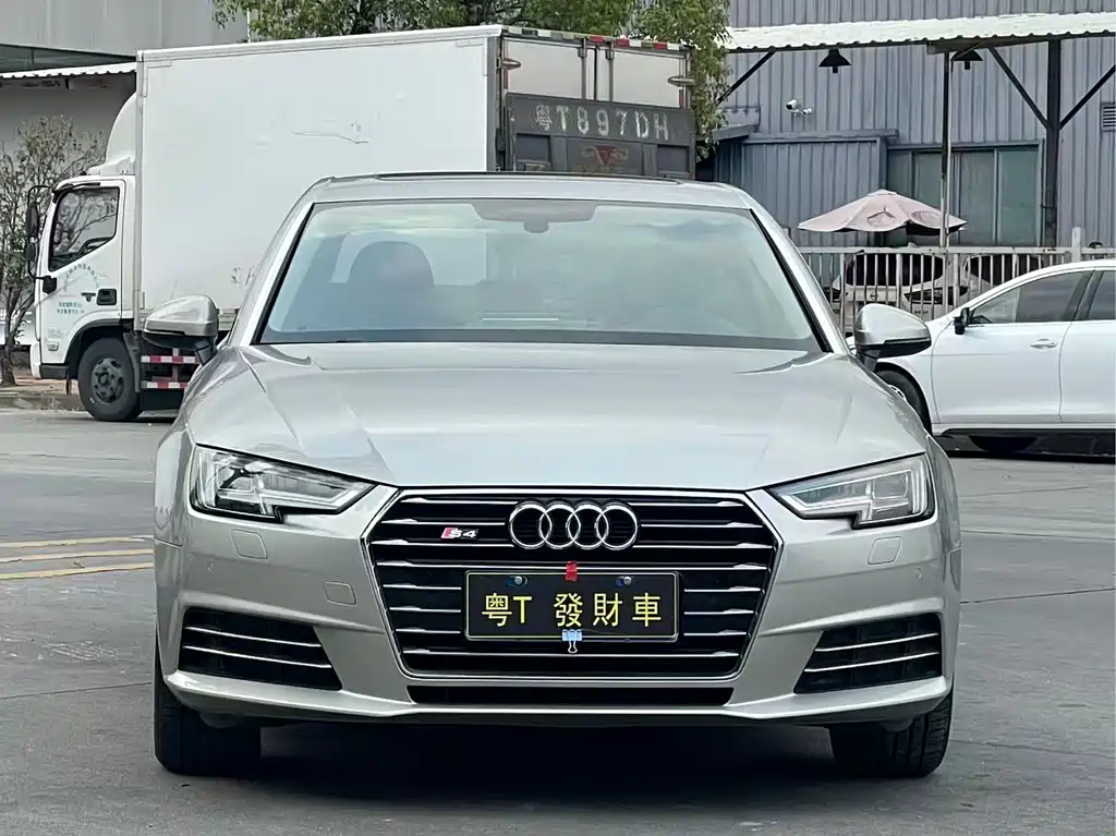 Audi A4L 2017 40 TFSI Fashion Type купить на сайте DeffCars