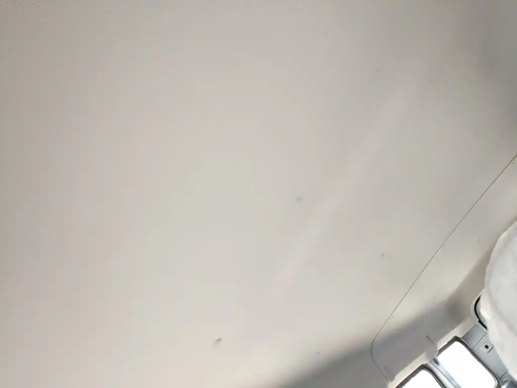 Wuling Yangguang 2024 300km Comfort Bus Version 75kW купить на сайте DeffCars