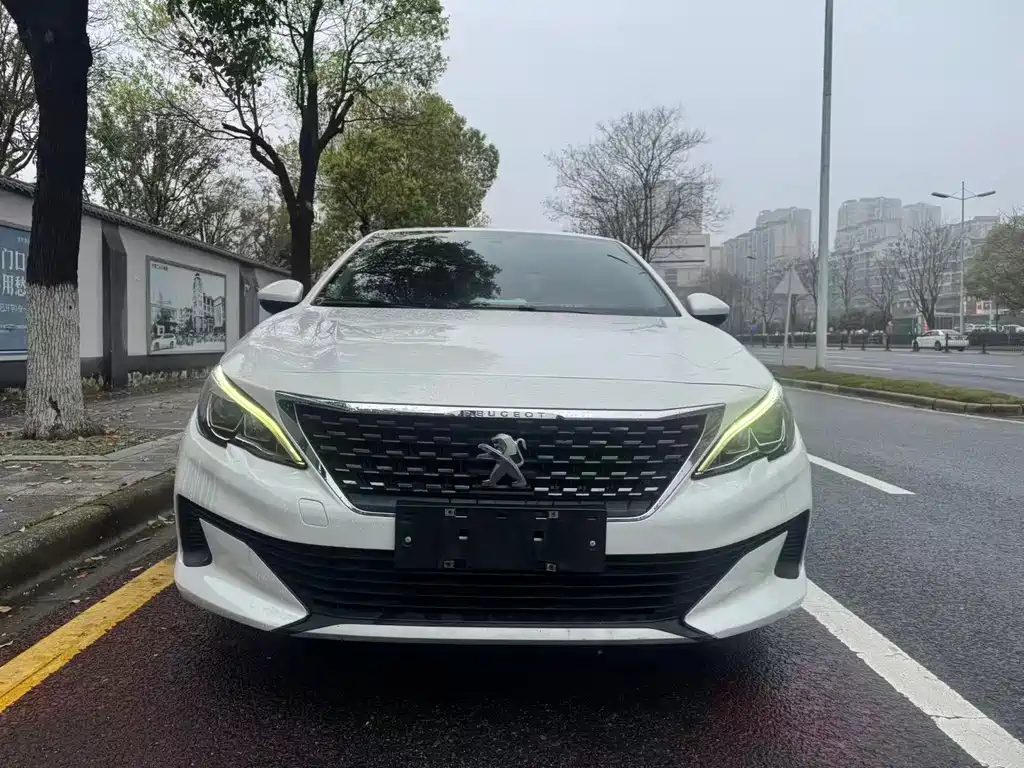 Peugeot 408 2020 360THP 10th Anniversary Premium Edition купить на сайте DeffCars