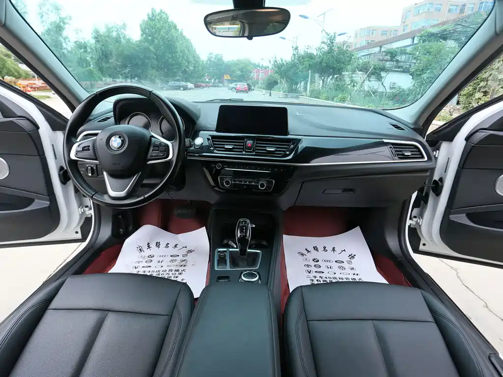 BMW 1 Series 2021 120i M Sports Edition купить на сайте DeffCars