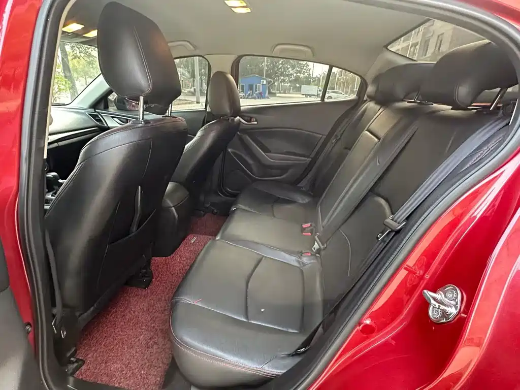 Mazda3 Angkesela 2017 Sedan 1.5L Automatic Comfort Type National V купить на сайте DeffCars