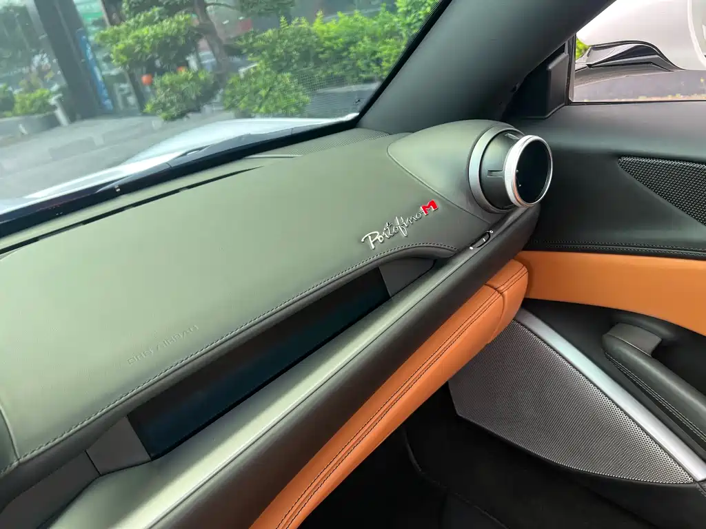 Portofino 2021 3.9T M купить на сайте DeffCars