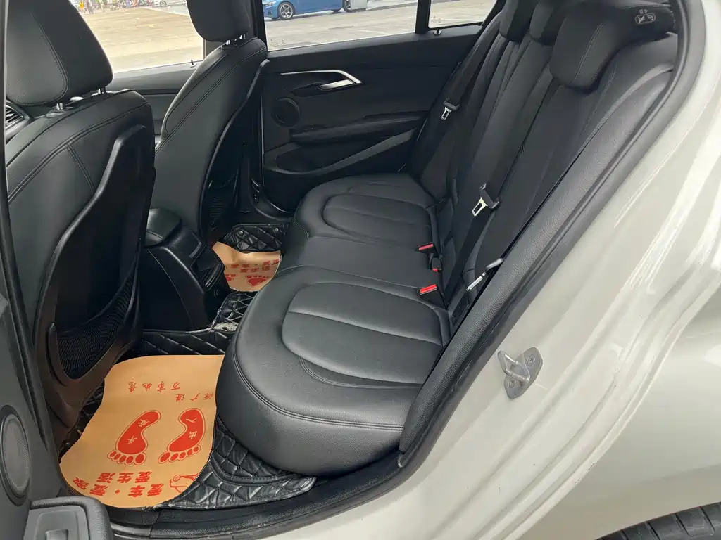 BMW 1 Series 2018 118i Sports купить на сайте DeffCars
