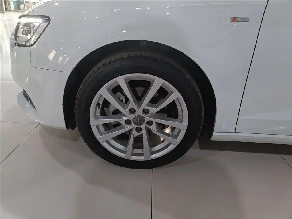 Audi A3 2019 Sportback 35 TFSI Enterprising National VI купить на сайте DeffCars
