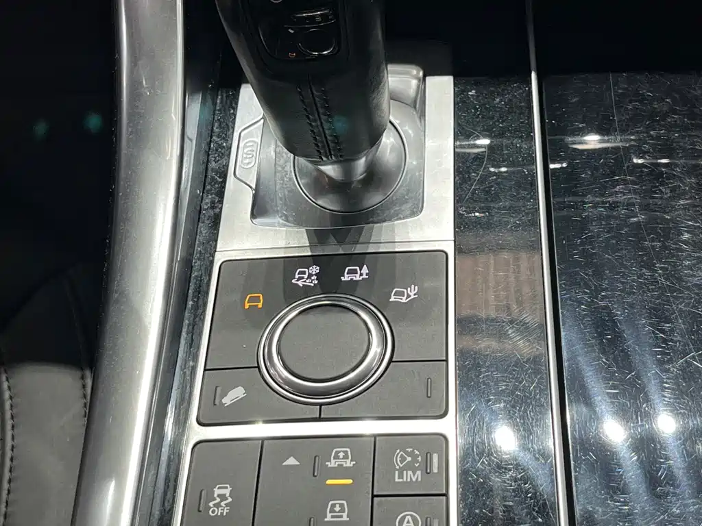 Range Rover Sport 2017 3.0 SC V6 HSE купить на сайте DeffCars