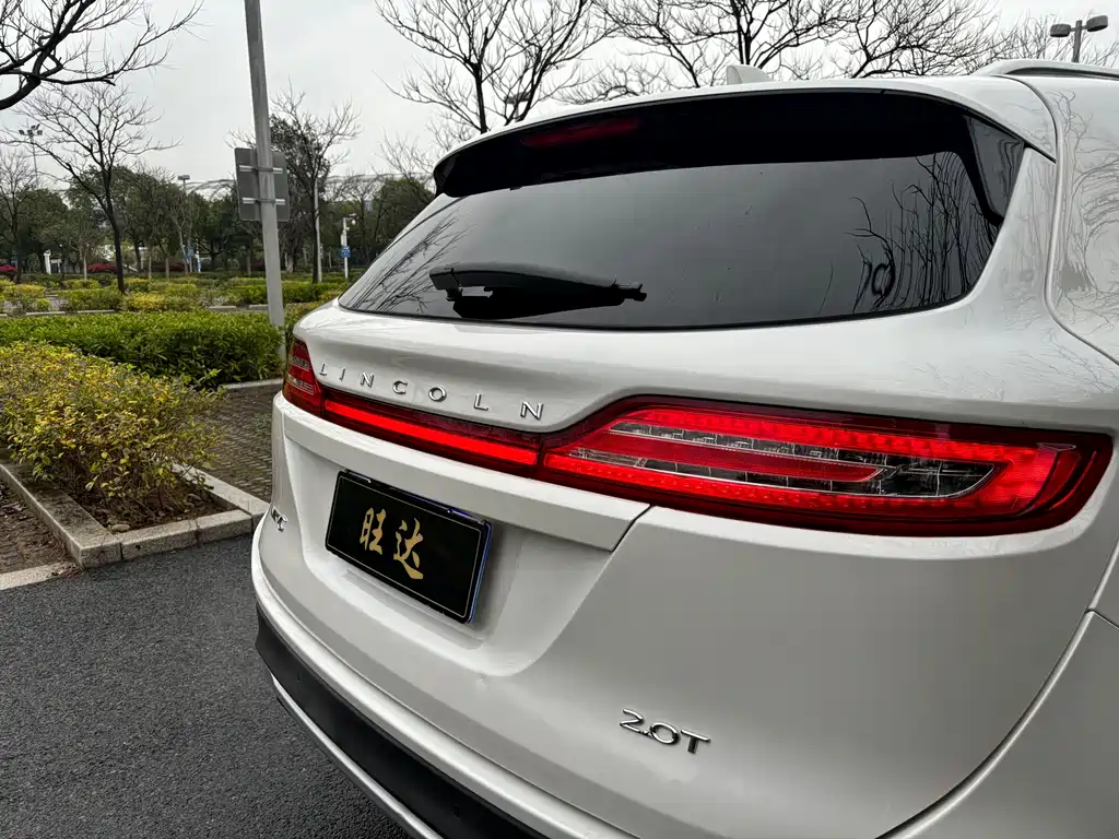 Lincoln MKC 2017 2.0T 2WD Exclusive Edition купить на сайте DeffCars