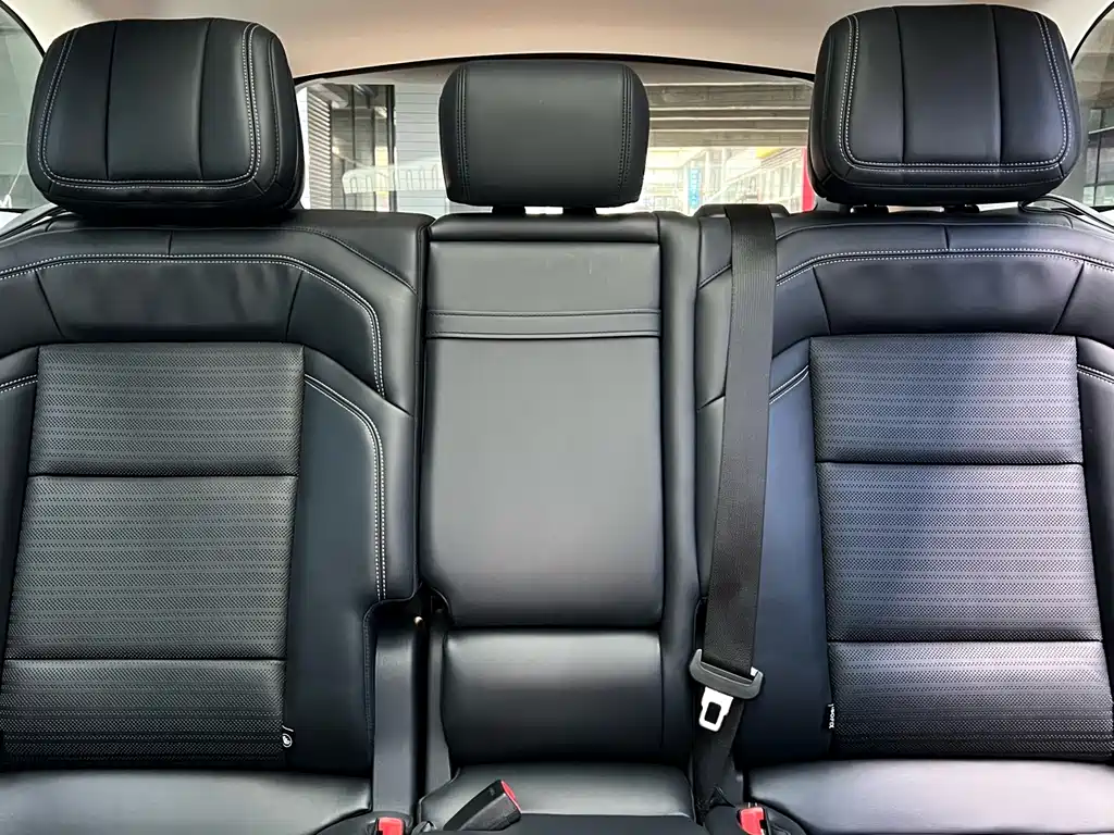 Voyager 2023 2.0T four-wheel drive Zunrui version купить на сайте DeffCars