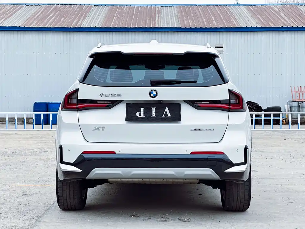 BMW X1 2023 sDrive20Li X Design Package купить на сайте DeffCars