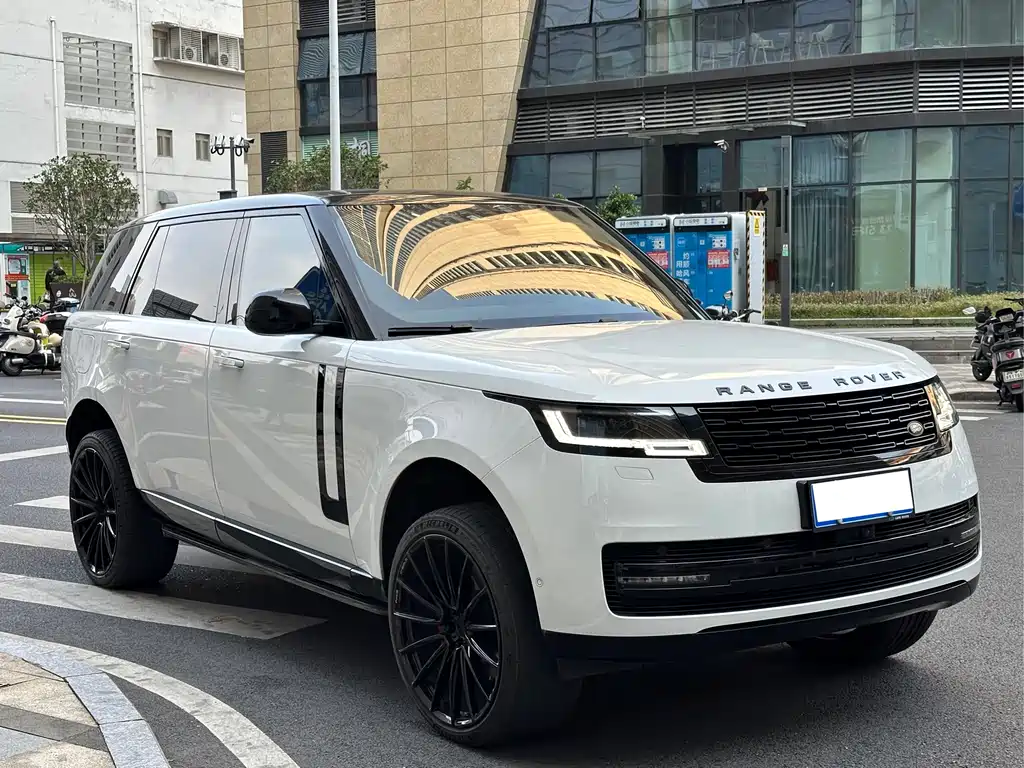 Range Rover 2023 3.0 L6 400PS Seven-seater Extended Edition купить на сайте DeffCars