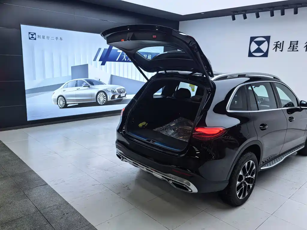 Mercedes-Benz GLC 2024 GLC 260 L 4MATIC Dynamic 7-seater купить на сайте DeffCars