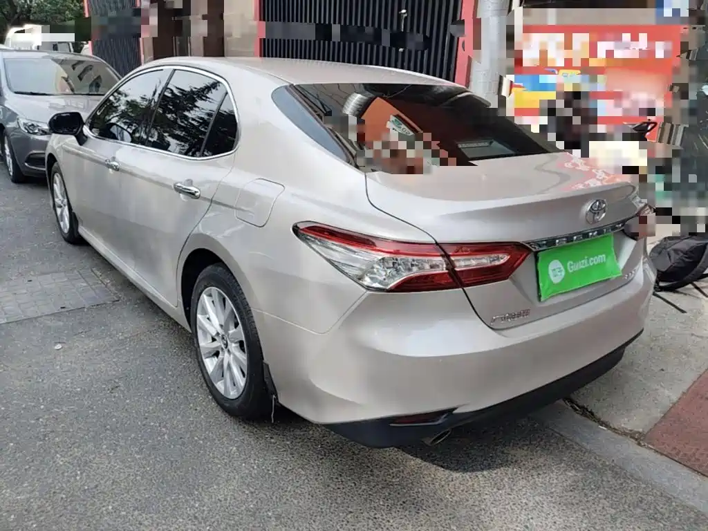 Camry 2019 2.0G Deluxe Edition National VI купить на сайте DeffCars