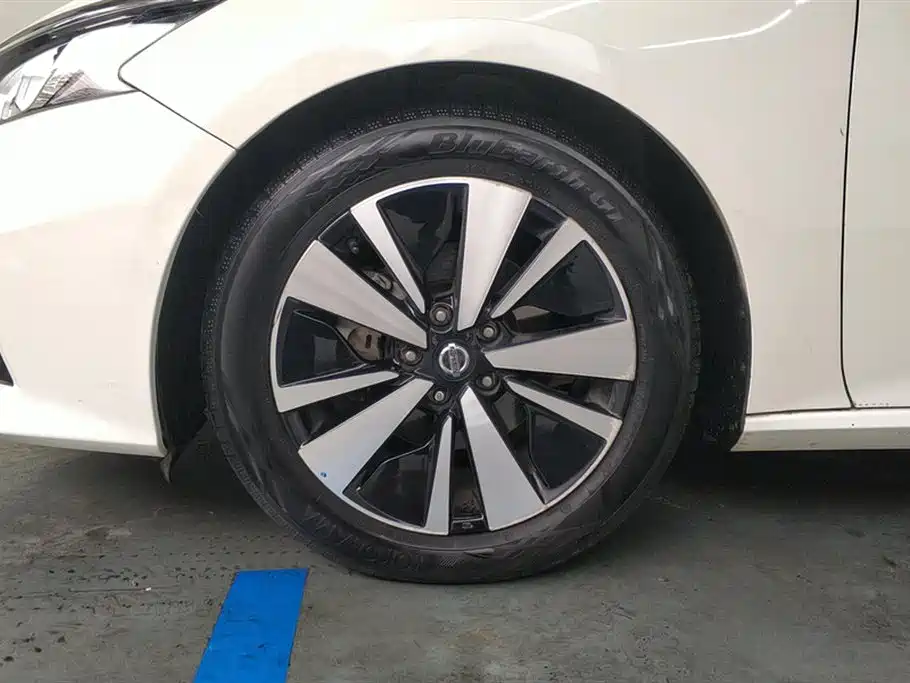 Teana 2021 2.0L XL Comfort Edition купить на сайте DeffCars