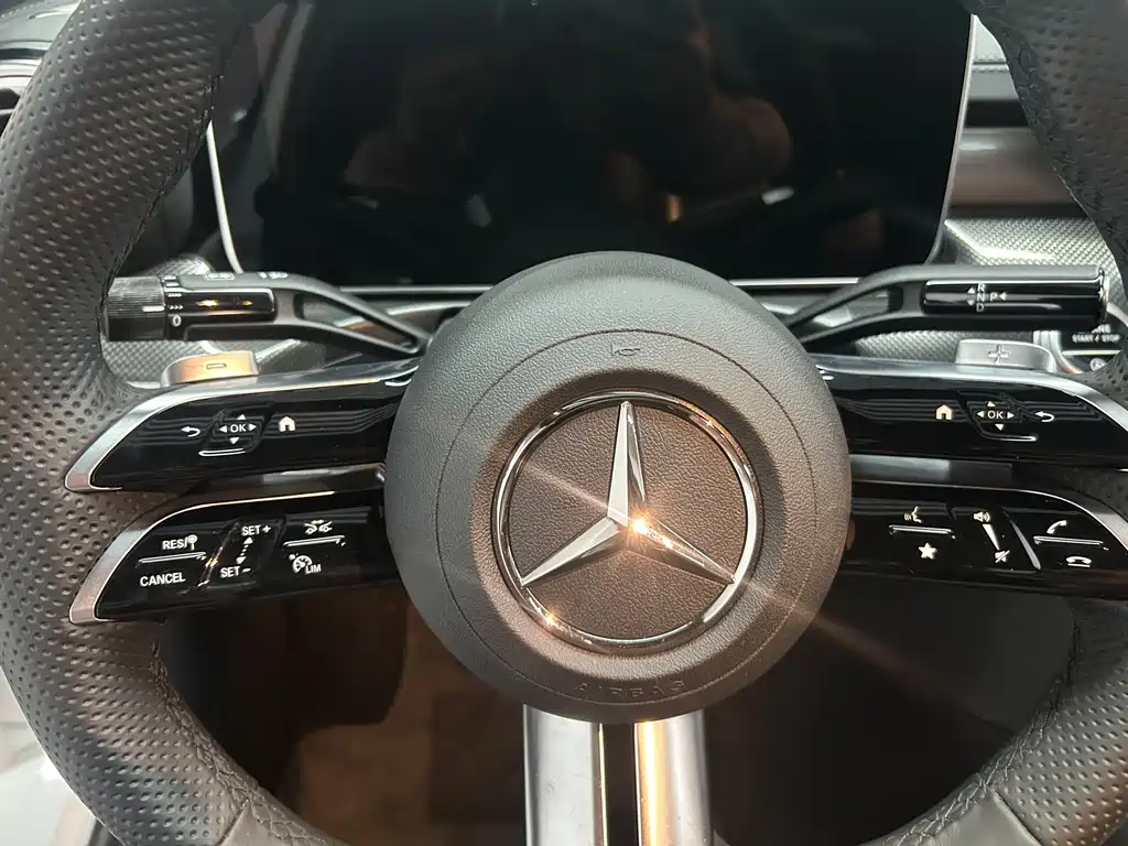 Mercedes-Benz C-Class 2025 C 260 L купить на сайте DeffCars