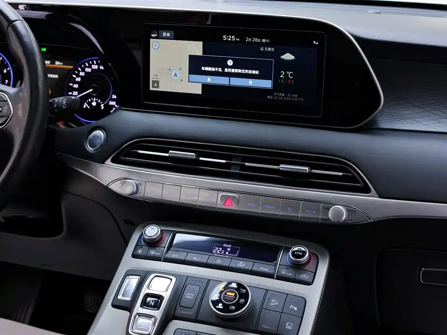 Paristi 2021 3.5L automatic four-wheel drive GLS купить на сайте DeffCars