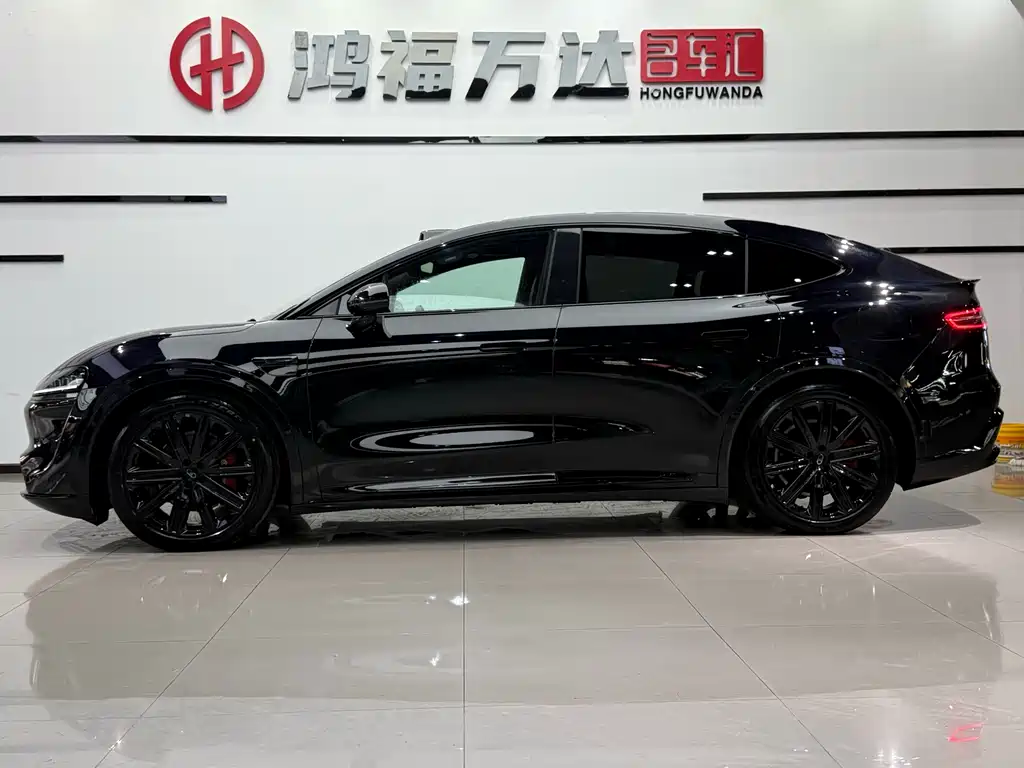 Zhijie R7 2026 pure electric UItra купить на сайте DeffCars