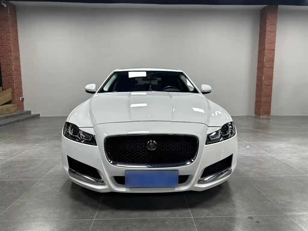 Jaguar XFL 2020 XFL 2.0T P200 2WD Elite Edition купить на сайте DeffCars