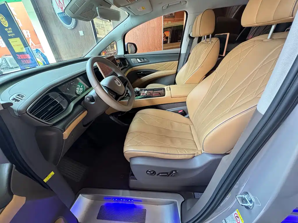 Denza D9 2022 DM-i 970 four-wheel drive flagship model купить на сайте DeffCars