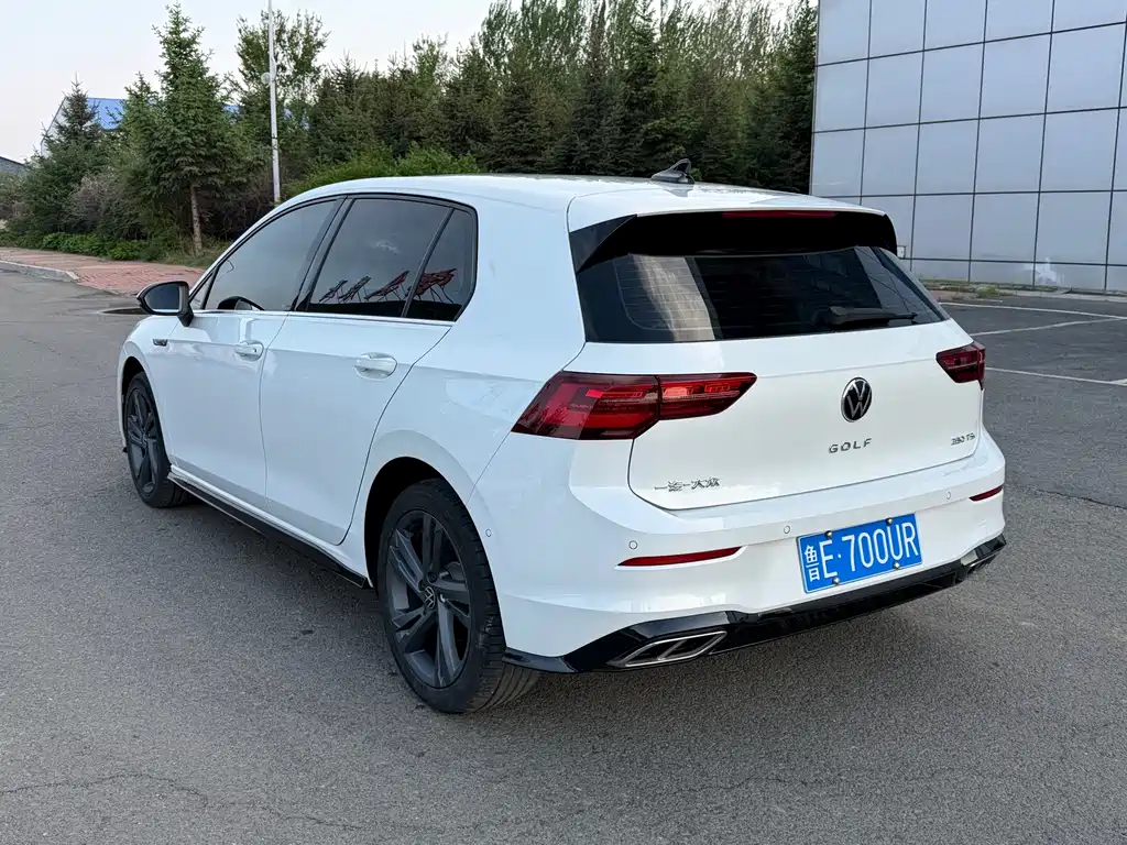 Golf 2023 280TSI DSG R-Line купить на сайте DeffCars