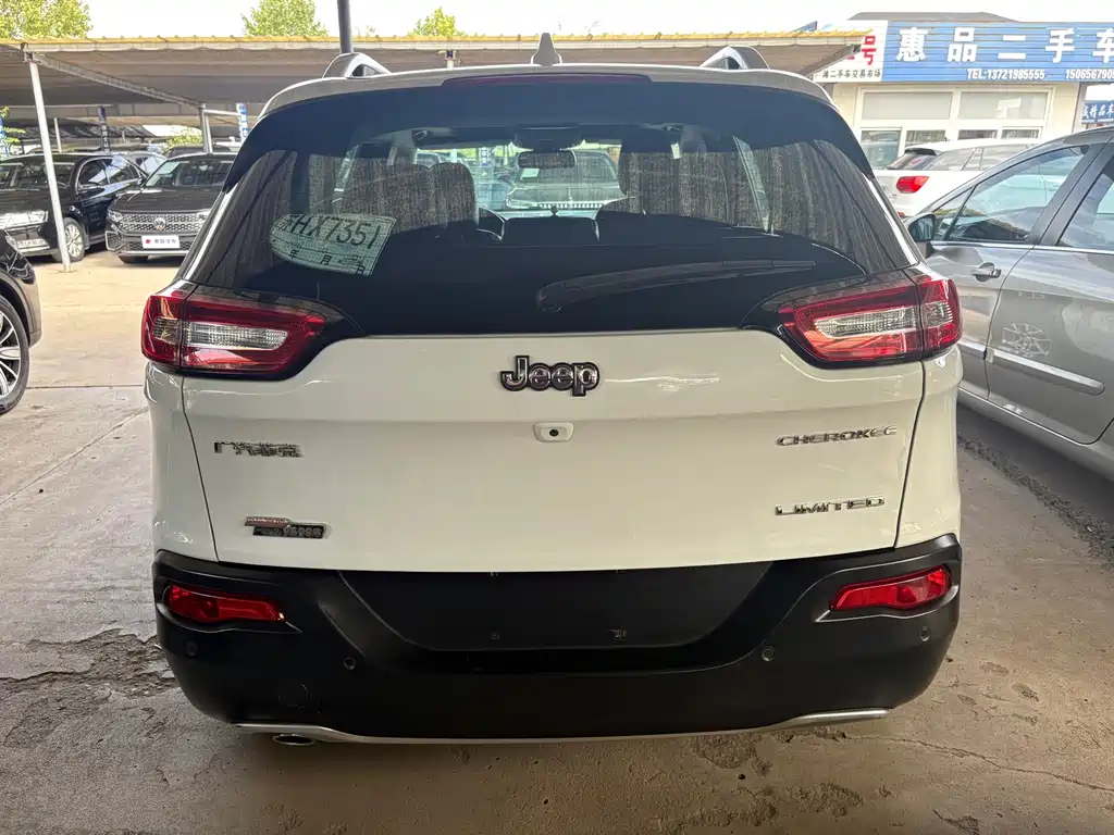 Cherokee (Китай) 2017 2.0L Superior Edition купить на сайте DeffCars
