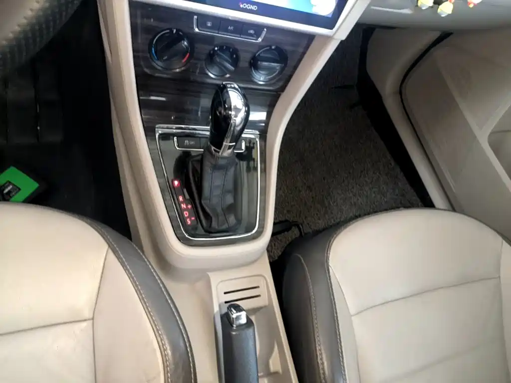 Gran Lavida 2013 1.4TSI Automatic Comfort Edition купить на сайте DeffCars