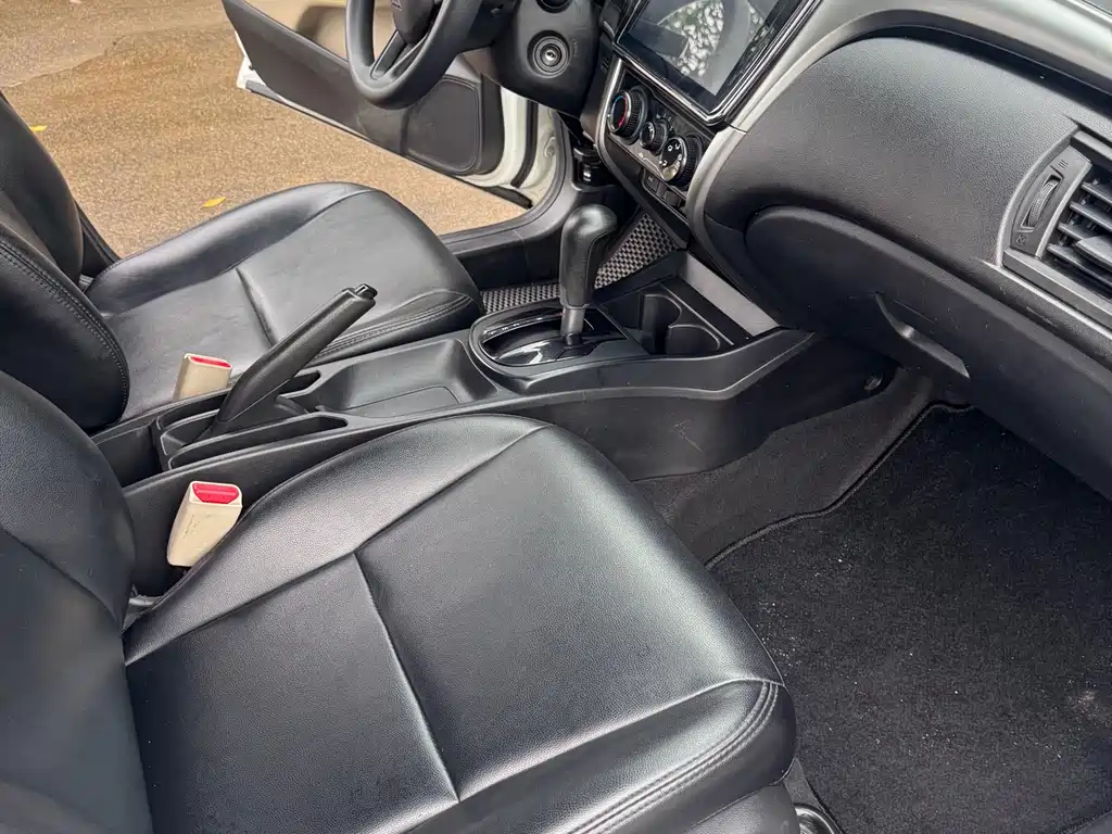 Fengfan (City) 2017 1.5L CVT Comfort Edition купить на сайте DeffCars