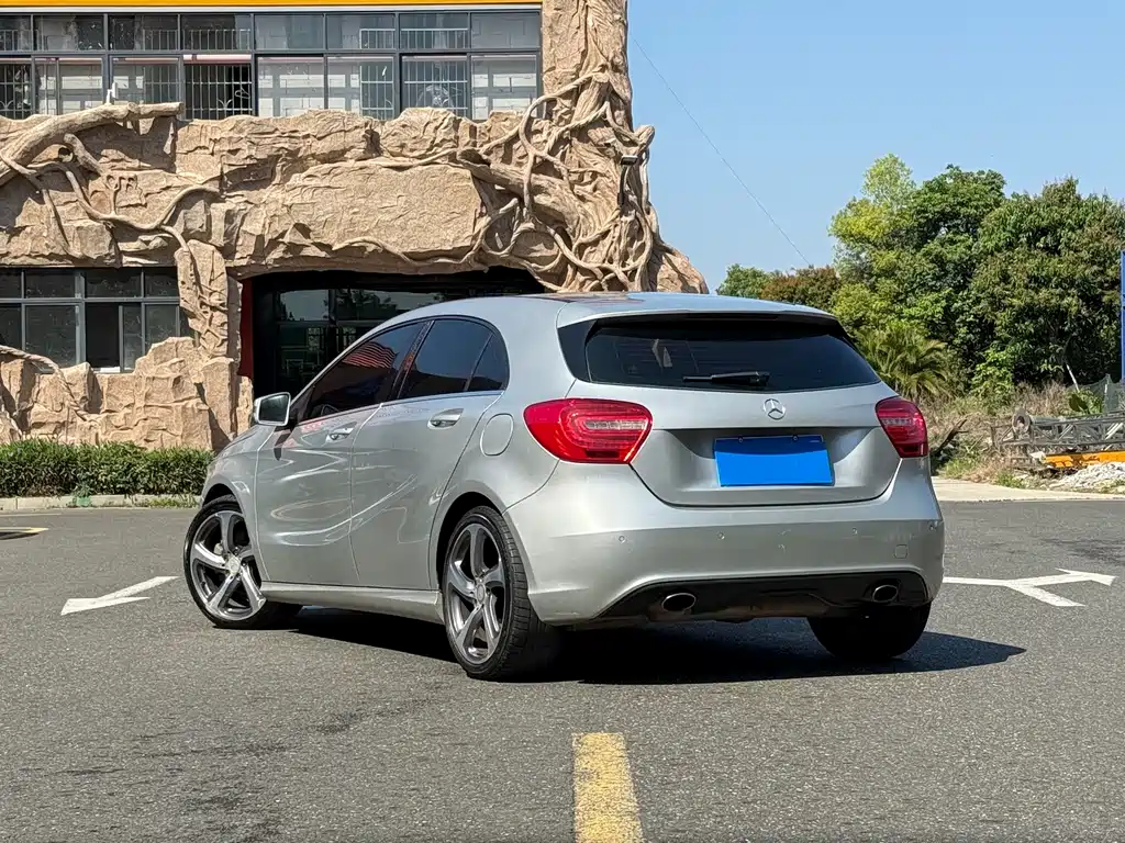 Mercedes-Benz A-Class Imported 2013 A 260 Sports Model купить на сайте DeffCars