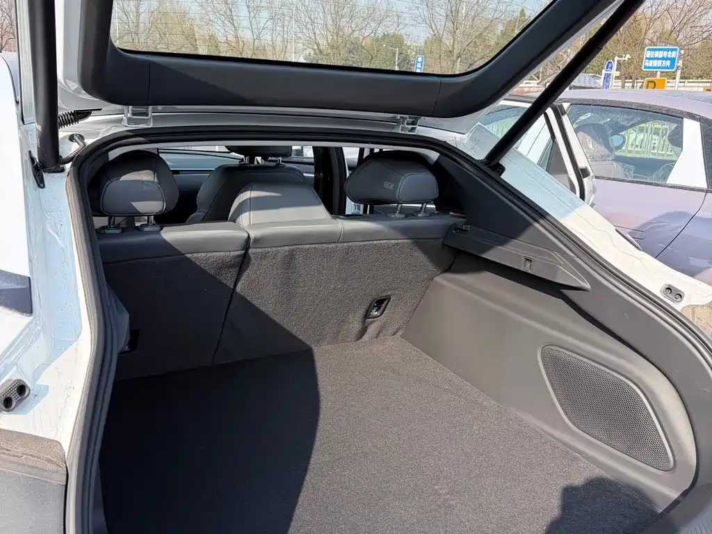 Xpeng MONA M03 2025 model 600 long battery life Max купить на сайте DeffCars